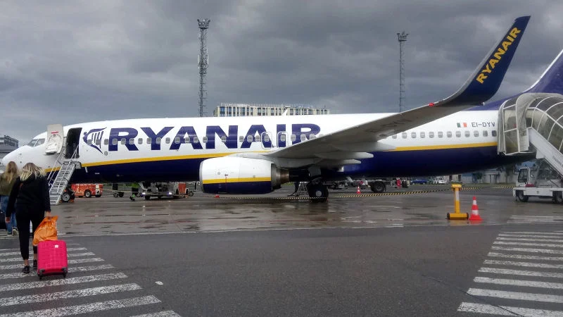 Ritardo Ryanair rimborso volo Napoli Bergamo