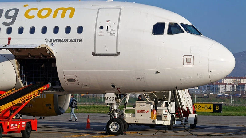 Volo Vueling cancellato