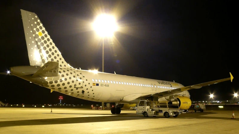 ritardo Vueling volo cancellato